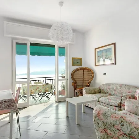 La Solatia Apartment *